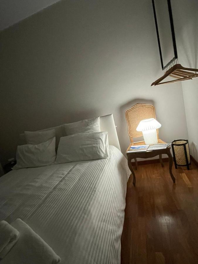 The Room Syracuse Bagian luar foto