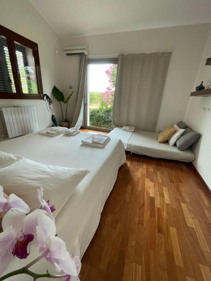 The Room Syracuse Bagian luar foto